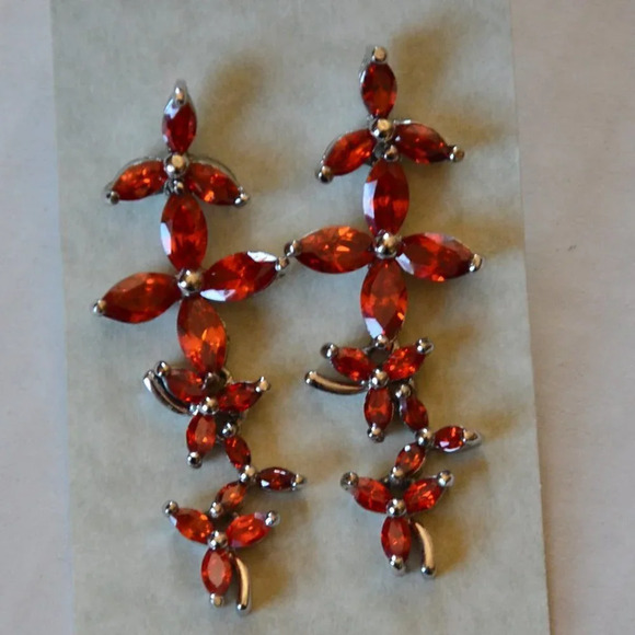 Vtg Orange Flower  drop earrings - Picture 1 of 5